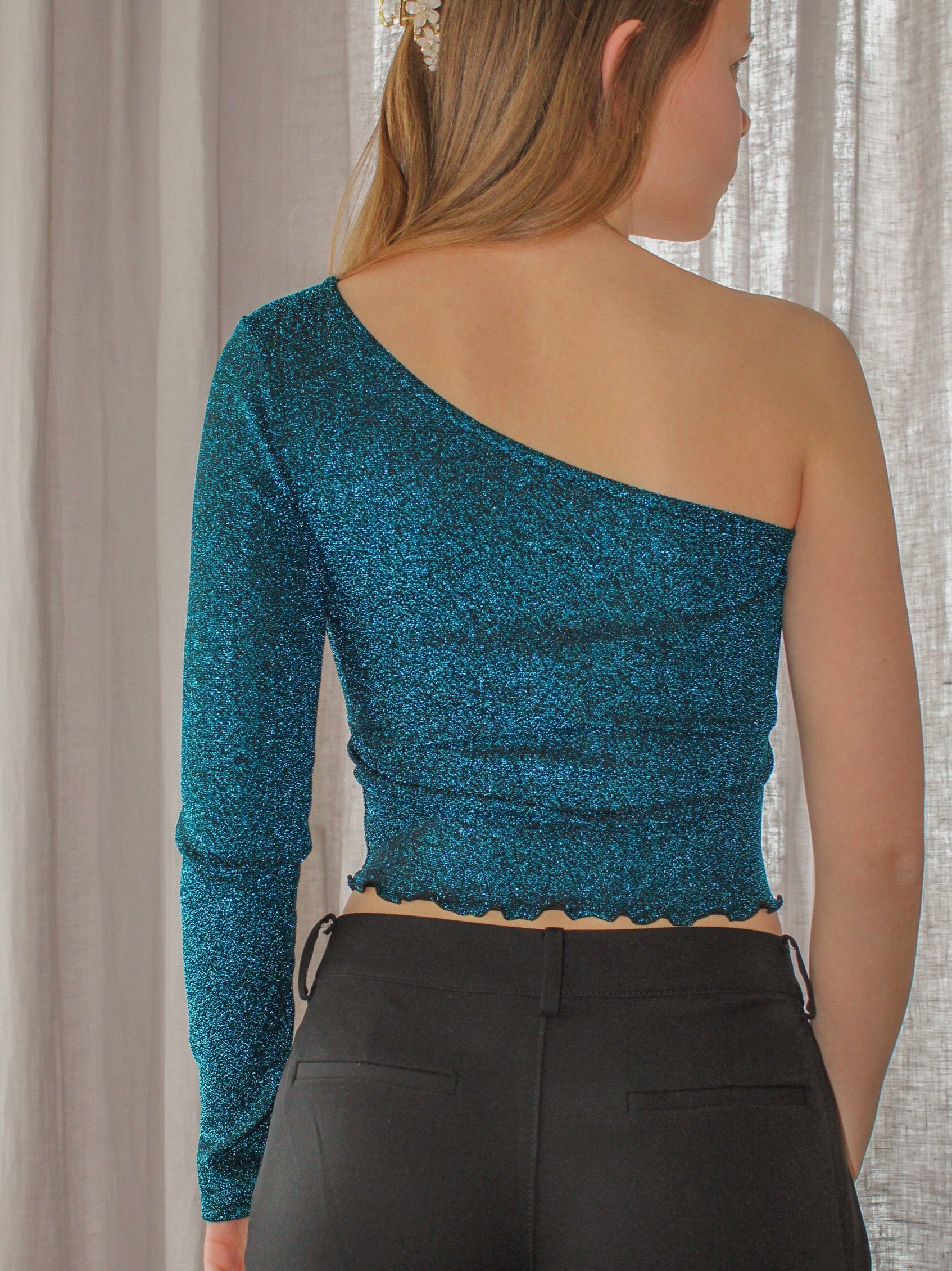 One shoulder glitter top turquoise MarthaWis